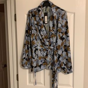 MARCELA WRAP TOP
